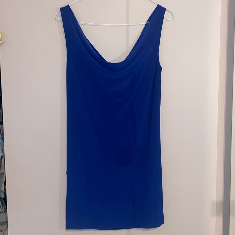Stunning blue dress.